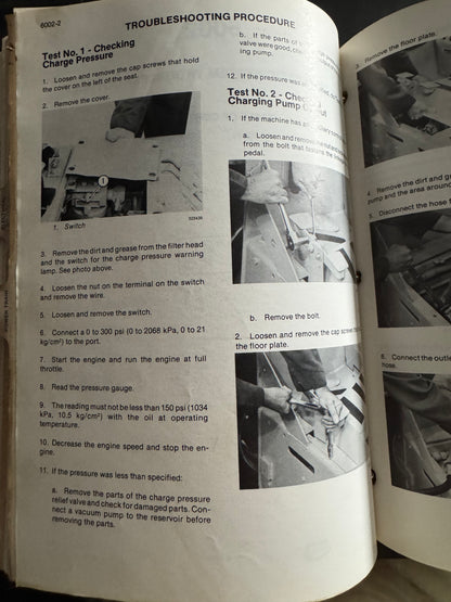 Case 1835B  Uni-loader service manual 8-42080 - physical product